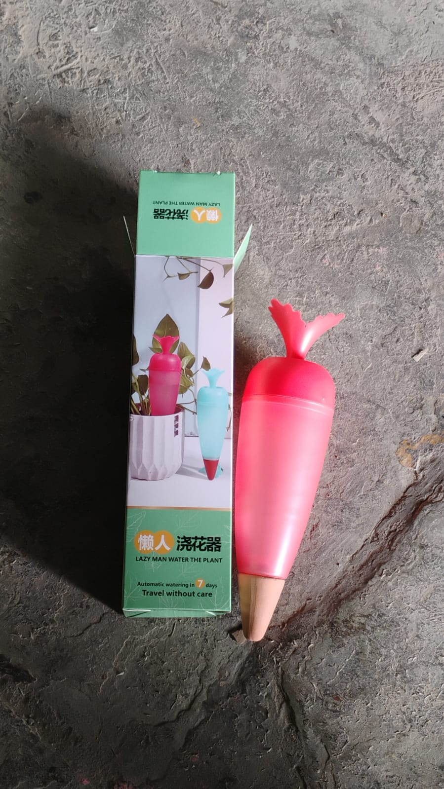 Self Watering Spike Plant Watering Globes And Automatic Plant Watering System (1 Pc) Self Watering Spike Plant Watering Globes And Automatic Plant Watering System (1 Pc)
